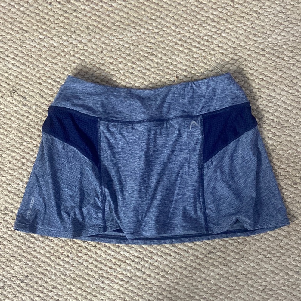 navy blue athletic skirt with built in shorts, size M